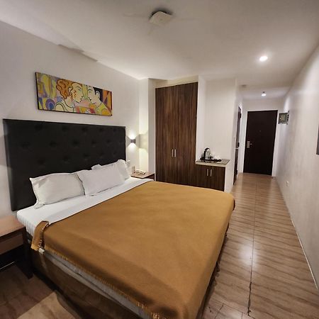 Apollonia Royale Hotel Анхелес Екстериор снимка