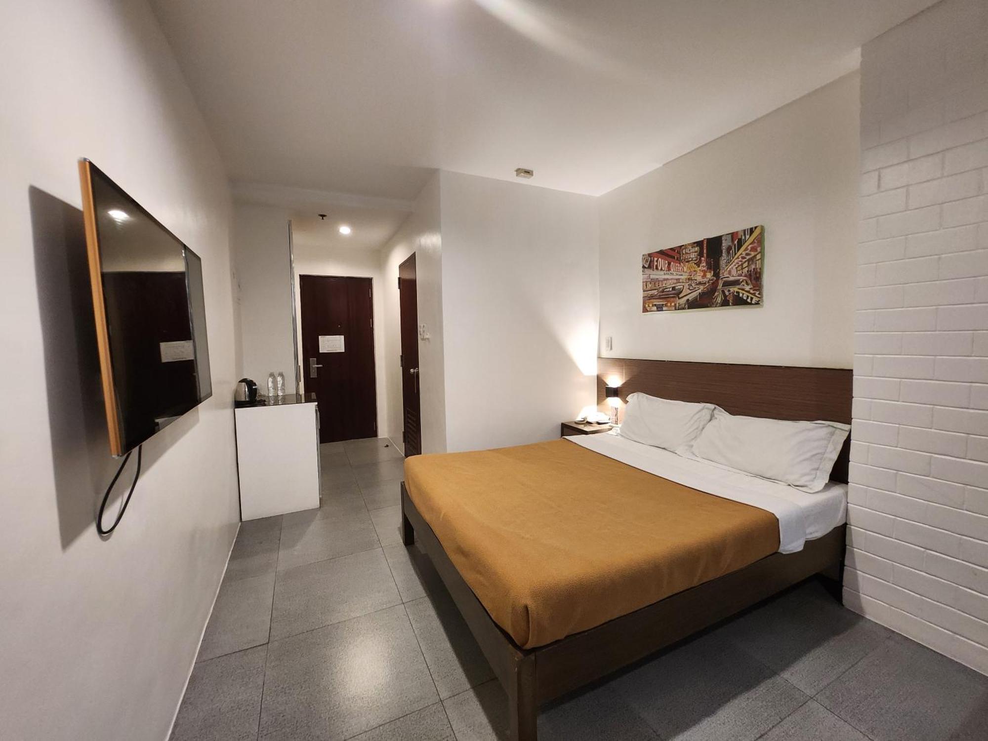 Apollonia Royale Hotel Анхелес Екстериор снимка